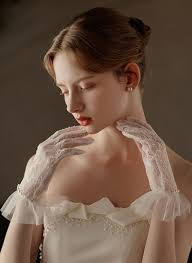 JJ's House Wedding Veils (298171)