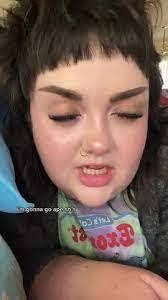 Jocelyn Falcon's Instagram, Twitter & Facebook