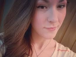 Danielle Sadler's Instagram, Twitter & Facebook