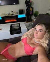 Sarah Snyder Nude Photo Collection Leak - Fappenist