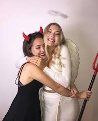 Engel Halloween Kostume Halloweencostumes New Ideas In 2020 Angel Halloween Costumes Halloween Outfits Halloween Costumes Friends