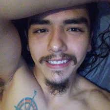 axel gomez (@GomzAxel)