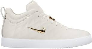 Amazon Com Nike Tiempo Vetta 17 Shoes Nike Men Nike Sneakers