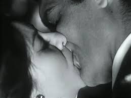 ربما يكون هو العمل الأشهر لفاتن حمامة وعمر الشريف، وإن كنت شخصيًا أراه أضعف أعمالها فهو تعريب غير جيد لرواية آنا كارينينا. ØµÙˆØ±Ø© 80 Ù…Ù† ÙÙŠÙ„Ù… Ù†Ù‡Ø± Ø§Ù„Ø­Ø¨ Ø¹Ù…Ø± Ø§Ù„Ø´Ø±ÙŠÙ ÙØ§ØªÙ† Ø­Ù…Ø§Ù…Ø© Ø§Ù„Ø¯Ù‡Ù„ÙŠØ² Ù‚Ø§Ø¹Ø¯Ø© Ø¨ÙŠØ§Ù†Ø§Øª Ø§Ù„Ø³ÙŠÙ†Ù…Ø§ Ø§Ù„Ù…ØµØ±ÙŠØ© ÙˆØ§Ù„ÙÙ†Ø§Ù†ÙŠÙ†