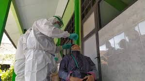 Pasca Siswa Positif Corona Guru Man Kota Tegal Di Swab Test Puskapik Com