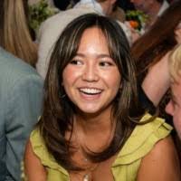 Lauren Riddick's Instagram, Twitter & Facebook