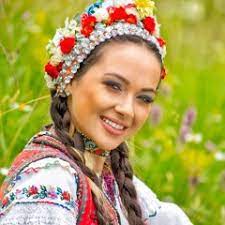 Jun 24, 2021 · anna lesko a dat foc internetului cu ultimele postări publicate pe rețelele sociale. Stream Maria Airam Listen To VlÄƒduÈ›a LupÄƒu Playlist Online For Free On Soundcloud