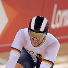 The main difference is that instead of weapons they use bicycles and the stage is the velodrome. Levy Bei Comeback In Cali Sechster Im Keirin Sport A Z