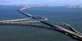 Berikut ini adalah daftar 10 jembatan terpanjang di dunia: 10 Jembatan Terpanjang Di Dunia Halaman All Kompas Com