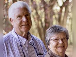 Donna Dinwiddie Cash's Memorial Website