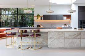 Crafted from metal, the nostalgic scale serves as a replica that is perfect for adding a vintage yet historical appeal to your home decor. Taps Archives Society Of British International Interior Design