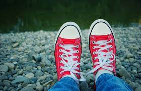 White shoes are wardrobe essentials, but what if your favourite pair has lost its brightness? How To Clean White Shoelaces Lovetoknow