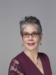 Barbara Roe's Instagram, Twitter & Facebook