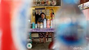 Kemenkop ukm telah mencairkan bantuan presiden produktif usaha mikro (bpum) atau blt umkm kepada 5,2 juta orang. Catat Begini Cara Cek Penerima Bpum Lewat Eform Bri Co Id Bpum