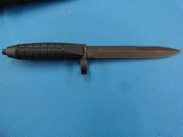 Pin On Bayonets Knives