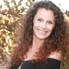 Heidi Cherry's Instagram, Twitter & Facebook