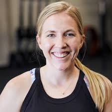 Aryn Stone's Instagram, Twitter & Facebook