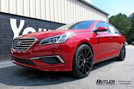 Steel hyundai sonata rims are usually heavy, but they are also strong and relatively inexpensive. Hyundai Sonata With 20in Lexani Gravity Wheels Exclusively From Butler Tires And Wheels In Atlanta Ga Image Number 9888