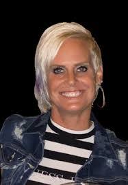 Laura Breese's Instagram, Twitter & Facebook