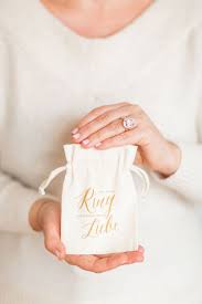 Sie haben die farben blau, gelb, schwarz, grün und rot, die auf einem weißen. Ringbeutel Hochzeit Fur Eheringe Und Verlobungsring Ringkissen Mal Anders Hochzeitsdekoration Ehering Tragen Ringkissen Geschenke Zur Verlobung