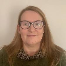 Andrea Eden's Instagram, Twitter & Facebook