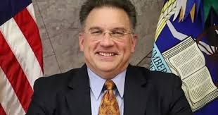 County commissioner leaves Republican Party, becomes conservative  independent