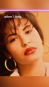 Selena Casey's Instagram, Twitter & Facebook