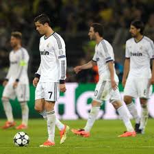 Мадридский «реал» обыграл «боруссию» из менхенгладбаха и вышел в 1/8 финала лч. Borussia Dortmund 4 1 Real Madrid 2012 13 Uefa Champions League Semi Final Fifa Com