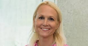 Bethany Mott's Instagram, Twitter & Facebook