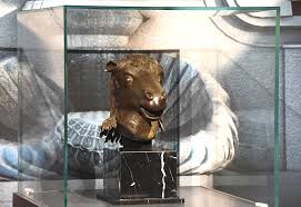 Treasure of nature bronze mom & baby horse sculpture statue 6 w x 7 h. Remembering History Horse Head Statue Returns To Old Summer Palace Cgtn