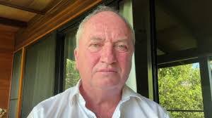 Alison Mcfall's Instagram, Twitter & Facebook