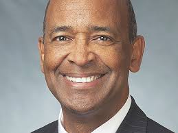 Florida State College at Jacksonville trustees elect officers