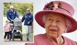 Queen elizabeth ii's granddaughter zara tindall has welcomed the latest royal baby — giving birth at home on the bathroom floor. Tmhhsj64bajmmm