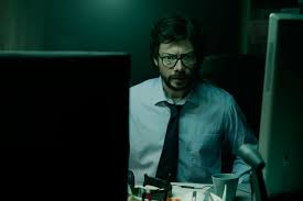 Nel corso de la casa de papel scopriamo che da bambino è stato costretto per molto tempo in ospedale a causa di una malattia e che tutto ciò che fa nasce in realtà da una promessa. La Casa Di Carta Il Mito Del Non Crimine Della Serie Netflix