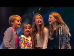 Em c just need love, just need love, when the going is rough, saying. Coldplay Up Up Live Glastonbury 2016 Youtube