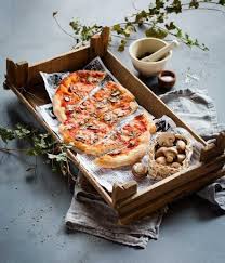 Order online today and enjoy free delivery in hockenheim! Pizza Parma Mit Parmaschinken So Knusprig Simply Yummy