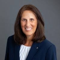 Carol Humes's Instagram, Twitter & Facebook