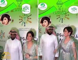 شمس المعارف الكبرى أو شمس المعارف ولطائف العوارف هي مخطوطةلأعمال سحرية من تأليف أحمد بن علي البوني المتوفي سنة 622 هجري. Ø´Ø§Ù‡Ø¯ Ø´Ù…Ø³ Ø§Ù„ÙƒÙˆÙŠØªÙŠØ© ØªÙ…Ø§Ø²Ø­ Ø§Ù„Ø¬Ù…Ù‡ÙˆØ± Ø§Ù„Ø³Ø¹ÙˆØ¯ÙŠ Ø£Ø«Ù†Ø§Ø¡ Ø§Ø­ØªÙØ§Ù„Ø§Øª Ø§Ù„ÙŠÙˆÙ… Ø§Ù„ÙˆØ·Ù†ÙŠ Ø¨Ø§Ù„Ø®Ø±Ø¬ ØµØ­ÙŠÙØ© Ø§Ù„Ù…Ø±ØµØ¯
