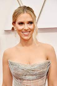 Колин жост и скарлетт йоханссон. Idei Na Temu Scarlett Johansson 400 V 2021 G Skarlett Johansson Aktrisy Znamenitosti