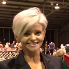 Michelle Ackland (@me_ackland)