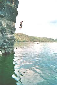 Oswalt Bluff Tablerock Lake Dream Vacations Places To Go Lake Life