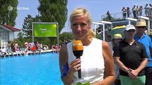 Welcher sender überträgt welches spiel? Zdf Fernsehgarten Wegen Fussball Heute Erst Ab 14 00 Uhr Zdf Fernsehgarten Fernseher Fussball Heute