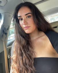 Hallee Becher 🐢 (@halleebecher) • Instagram photos and videos