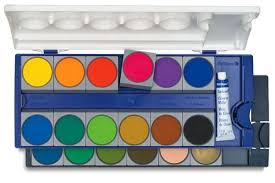 Pelikan Watercolor And Gouache Pan Sets Blick Art Materials Gouache Paint Set Paint Sets Watercolor Paint Set