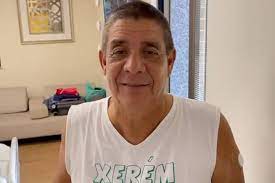 O artista, de 62 anos, foi até um posto drive thru do parque olímpico, na barra da tijuca, zona oeste da cidade. Xvcfpybywnefsm