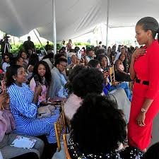 Wife, mother, executive producer, entrepreneur #thequeenmzansi #thethronemzansi #conniebodycare. Connie Ferguson A Hit At Sowetan Club