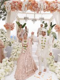 A three-day celebration of love, beautifully honoring Indian wedding traditions. Every day brought new colors, new emotions, and a new chapter of this beautiful story. A true joy to document this journey
