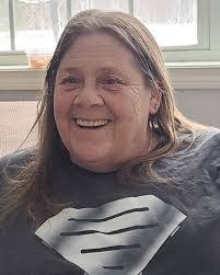 Eunice Miner's Instagram, Twitter & Facebook