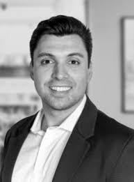 Max Hendricks's Instagram, Twitter & Facebook