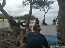 Biaya parkir tersebut berlaku untuk 1 kali kunjungan meskipun anda menginap di. Jangan Ngeres Ah Objek Wisata Ini Namanya Memang Pantai Kutang
